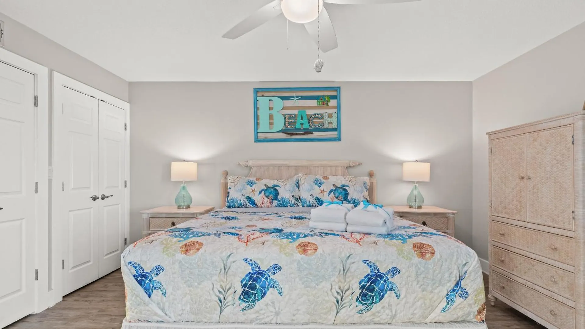Watercrest Waves! Beachfront 2Br/2Ba Condo, Sleeps 8, Stunning Gulf Views! Panama City Beach 0*,
