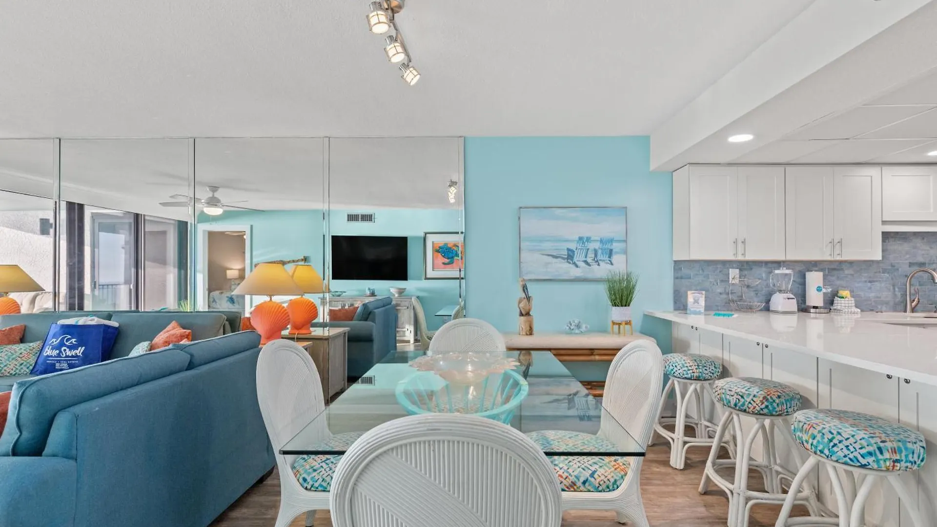 Watercrest Waves! Beachfront 2Br/2Ba Condo, Sleeps 8, Stunning Gulf Views! Panama City Beach