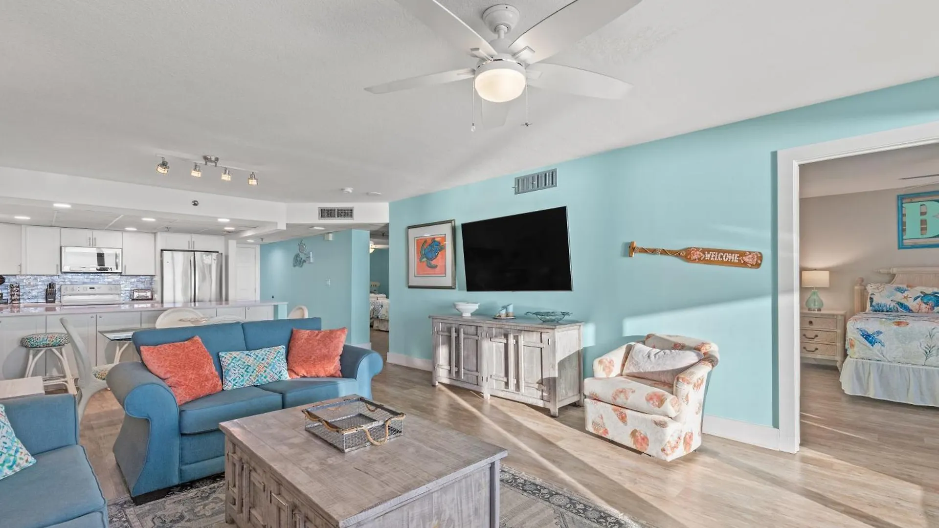 Tatil Evi Watercrest Waves! Beachfront 2Br/2Ba Condo, Sleeps 8, Stunning Gulf Views! Panama City Beach